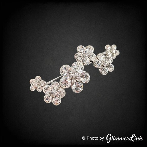 Bright Sparkling Rhinestone Floral Silver Tone Brooch Pin - Picture 2 of 9